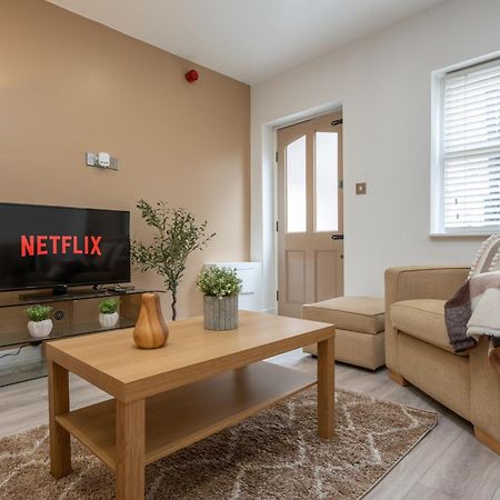Cosy Central Apartment - Free Nearby Parking Liverpool Bagian luar foto