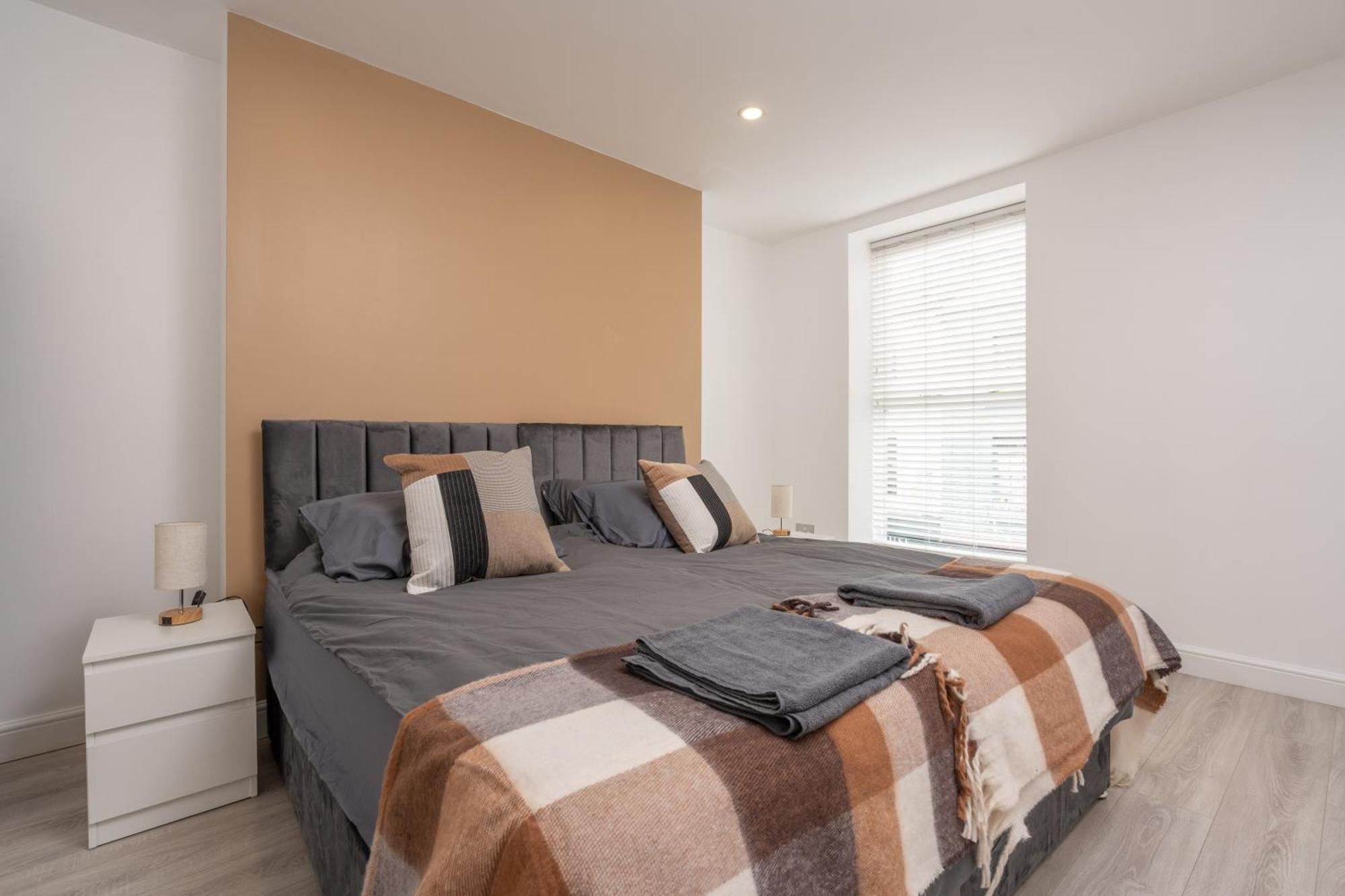 Cosy Central Apartment - Free Nearby Parking Liverpool Bagian luar foto